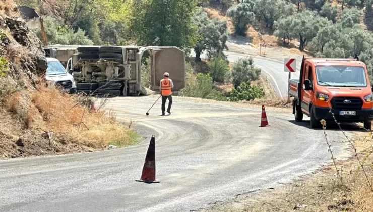 Aydın’ın Köşk ilçesinde yol malzemesi yüklü kamyonun devrilmesi sonucu 1 kişi yaralandı